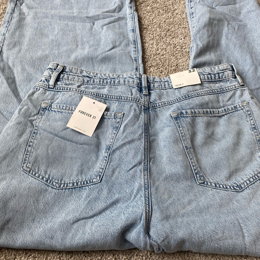 Forever 21 Premium Wide Legged Jean - Picture 6 of 6